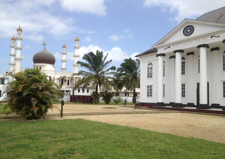surinam mosque and synagogue