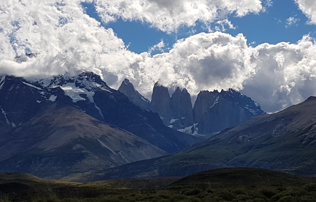 torres del paine 3 granite spires